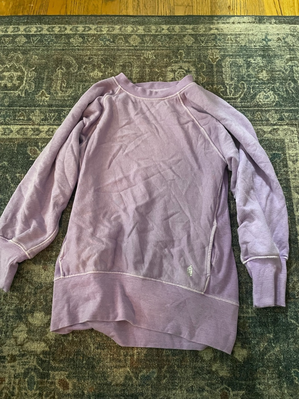 Women's Lavender Pullover Sweatshirt - Cozy Long Sleeve Sweater